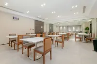 Elipin Hotel (Luoyang Longmen High-speed Railway Station Sports Center)