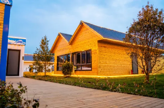 Lanshe impression hostel (Longmen high-speed railway station, Ocean Museum shop) Hotels near Longhua Temple