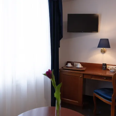Hotel Prinz Eugen Vienna Отели рядом с достопримечательностью «Термалбад Оберлаа»