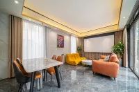 Lux Cabins Brilliant Villa Hotel (Dongshan Jinluwan Seaside Plaza) - Strand