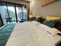 Fanchen Mirror Hot Spring