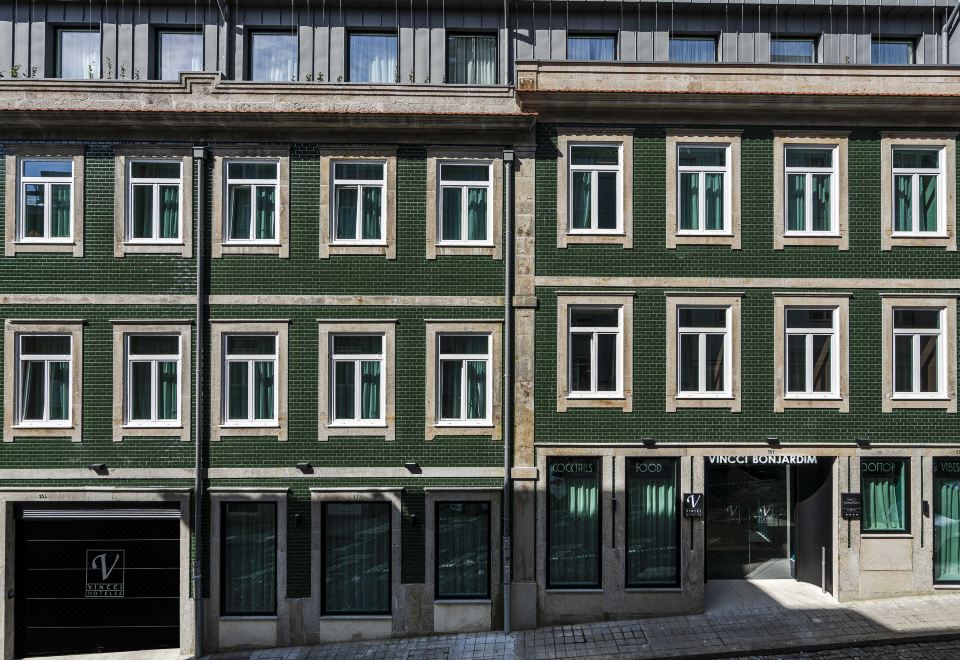 빈치 보냐르딤 시설