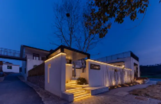 Shaojian·Yuxia Homestay (Lijiang Tangchi Hot Spring Resort)