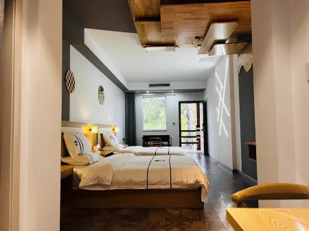 Guiyang Xixili Homestay Hotel (Huaxi District University Town) Отели рядом с достопримечательностью «Guiyang College of Humanities and Technology (University Town Campus)»