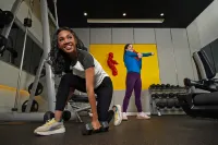 Yello Hotel Harmoni - Gym