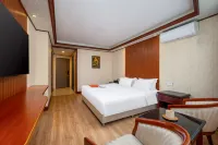 Haikou Golden Century Hotel (Guomao Center Friendship Sunshine City Store)