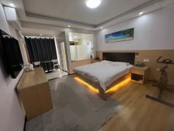 Xuzhou Qingju Hotel (Tongshan Wanda Normal University)
