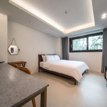Bluebird hotel Incheon Hotel dekat Seonhak-dong
