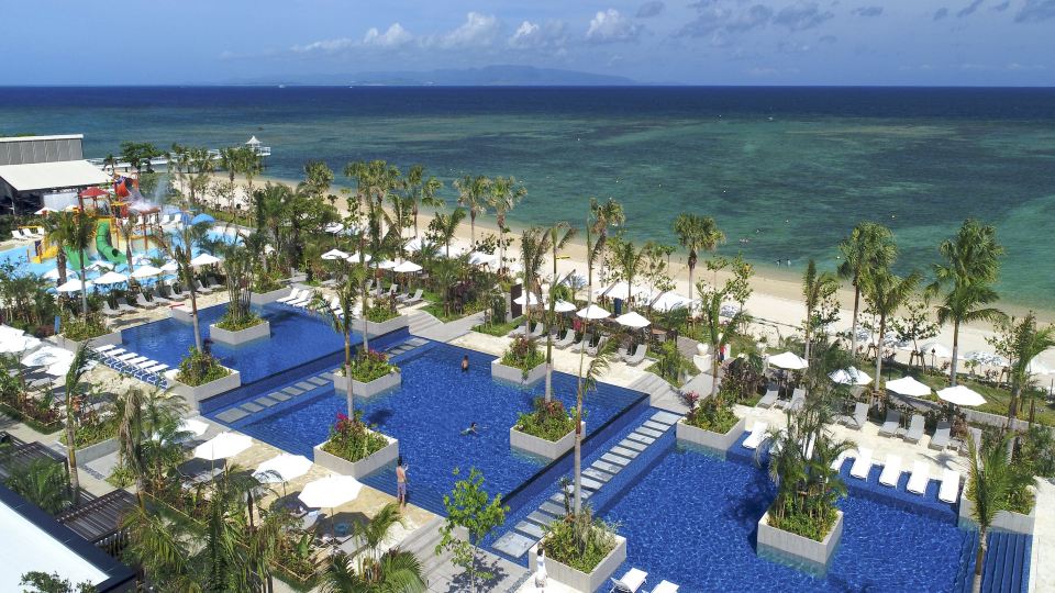 Fusaki Beach Resort Hotel & Villas