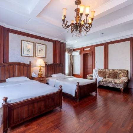 Yining Yishe Yijie Homestay