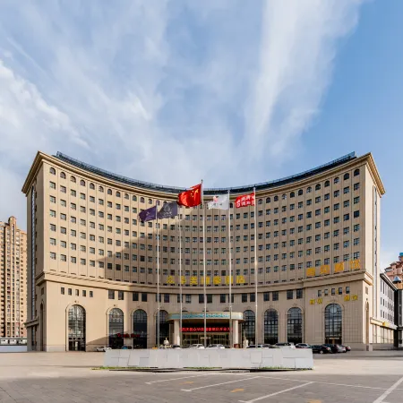 Merlinhod Zhonghua Hotel (Xilinhot Railway Station)