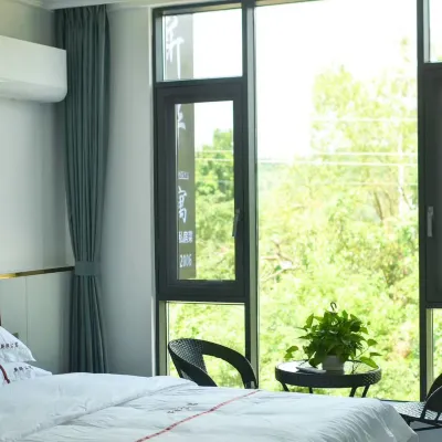 Xinye Apartment โรงแรมใกล้Wanlü Lake · Wanlü Valley Resort