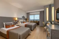Kirman Belazur Resort & Spa