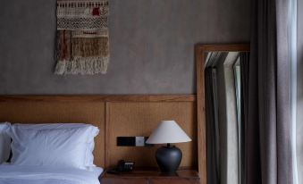 From a beautiful dream Hotel(Shuangqiaogou Scenic Area Store)
