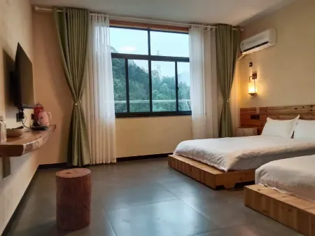 Banlian Mountain Residence, Shitai County Отели в г. Шитай