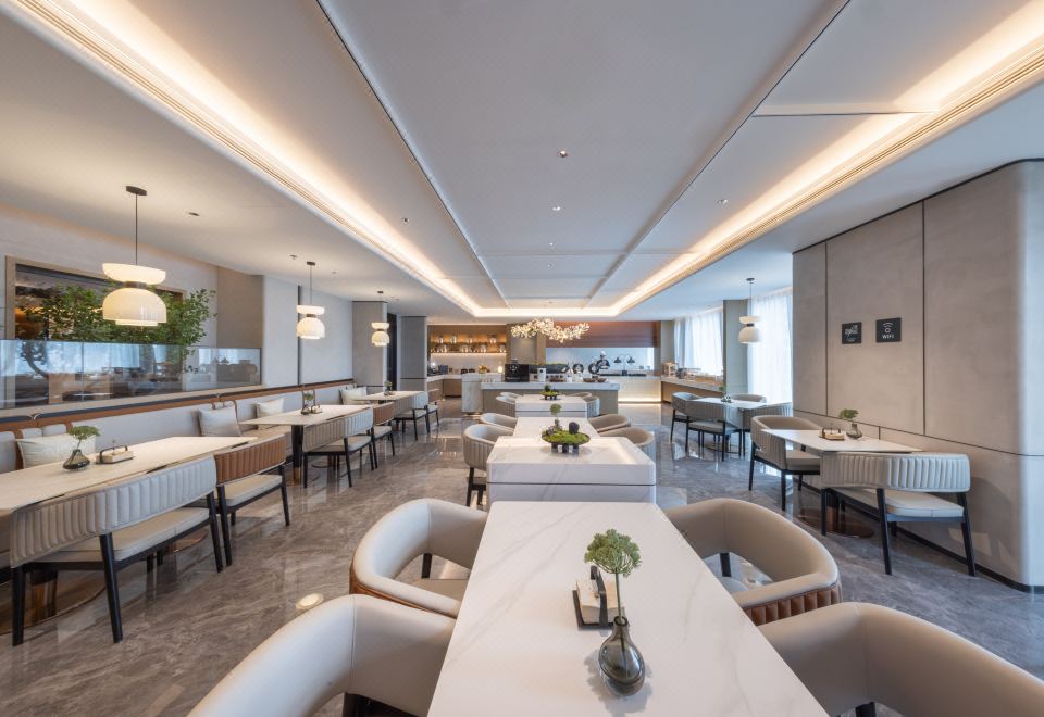 5. 아투어 호텔 (..