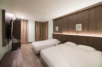 Star Moon Hotel