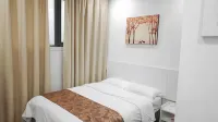 Fugou Huiju Hotel (Yifeng Shopping Plaza) Hotels in Fugou