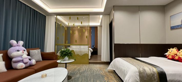 Shuxiangtang Hotel (Changqing South Road) Hotels in Qingyang