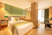 โรงแรมเหมยหลาน โฟร์ซีซั่นส์
