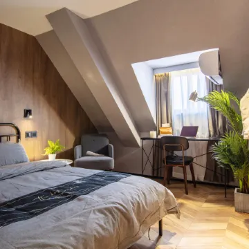 Iforest Hostel (Jing'an Temple Metro Station)