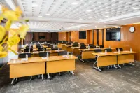Oakwood Premier Guangzhou Hotels in Guangzhou