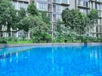 Elysia Park Medini by Stayrene near Legoland - Rooftop Pools