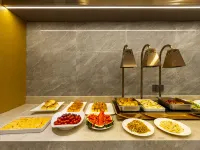 Vienna Hotel Bijie Zhijin Ancient City - فطور