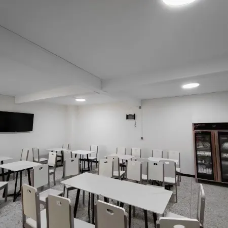 Luoding Langyue Star Hotel