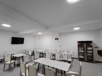 Luoding Langyue Star Hotel