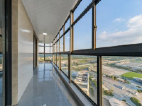 Dangtu HOMEFUNPARK • SOULMATE Lakeside Balcony Media Hotel (High-speed Rail East Station Branch） Hoteles en Condado de Dangtu