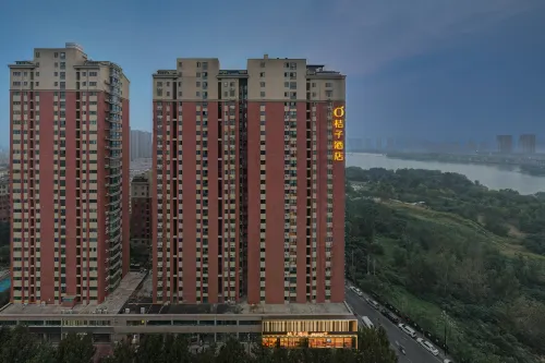 Orange Hotel (Kaifeng Bianxihu Henan University Store)
