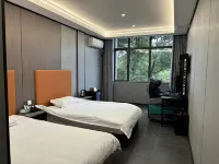 TK Senke Esports Hotel