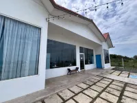 Coastal Bay Dungun Staycation Hotels near Swan Island