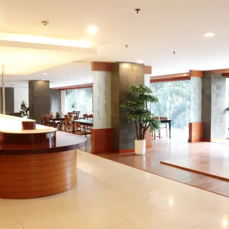 Lume’os Hotel Отели рядом с достопримечательностью «Сенен»
