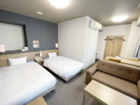 露櫻GRANTIA那霸店 那霸酒店