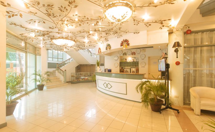 Royal Am Rei Hotel by RedDoorz Hotels in Bacolod