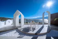 Xiaolu Chenke Island Neighbor Sea View Hotel (Erhai Branch)