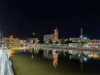 Enping Jindao Business Hotel