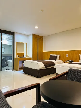 K Tourist Hotel