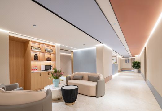 Yujing Holiday Hotel (Yichang Three Gorges Visitor Center Wanda Plaza) Hotel Overview