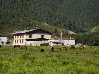 Shangri-la Fanjing Pasture Homestay Các khách sạn gần Pudacuo National Park