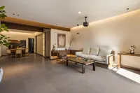 Haiyue Rongting Homestay (Dali Erhai International Ecological City Branch)