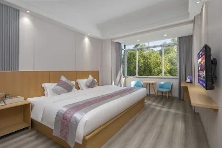 YUN BO LIGHT LUXURY HOTEL