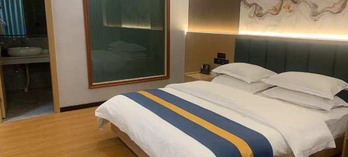 Jin Juyuan Grand Hotel (Gengma Bus Station) Hotels in Gengma