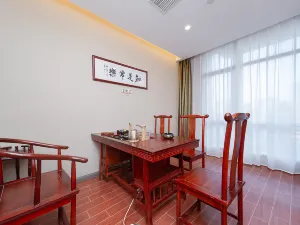 Vienna International Hotel (Jingzhou Xintiandi)