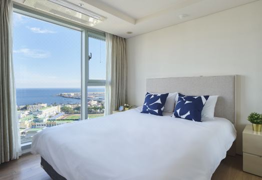 디 아일랜드 블루 호텔 거실