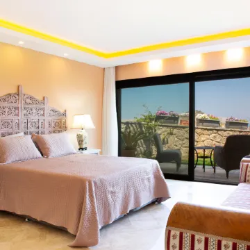 BD417-6 Bedroomed Villa With Pool in Yalikavak