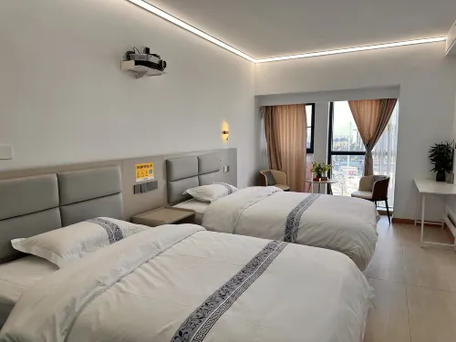 Kunming Wanke Hotel (Dian Chi Exhibition Center) - Ocean View