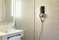 B&B Hôtel Nanterre Rueil-Malmaison Hotel di Rueil-Malmaison